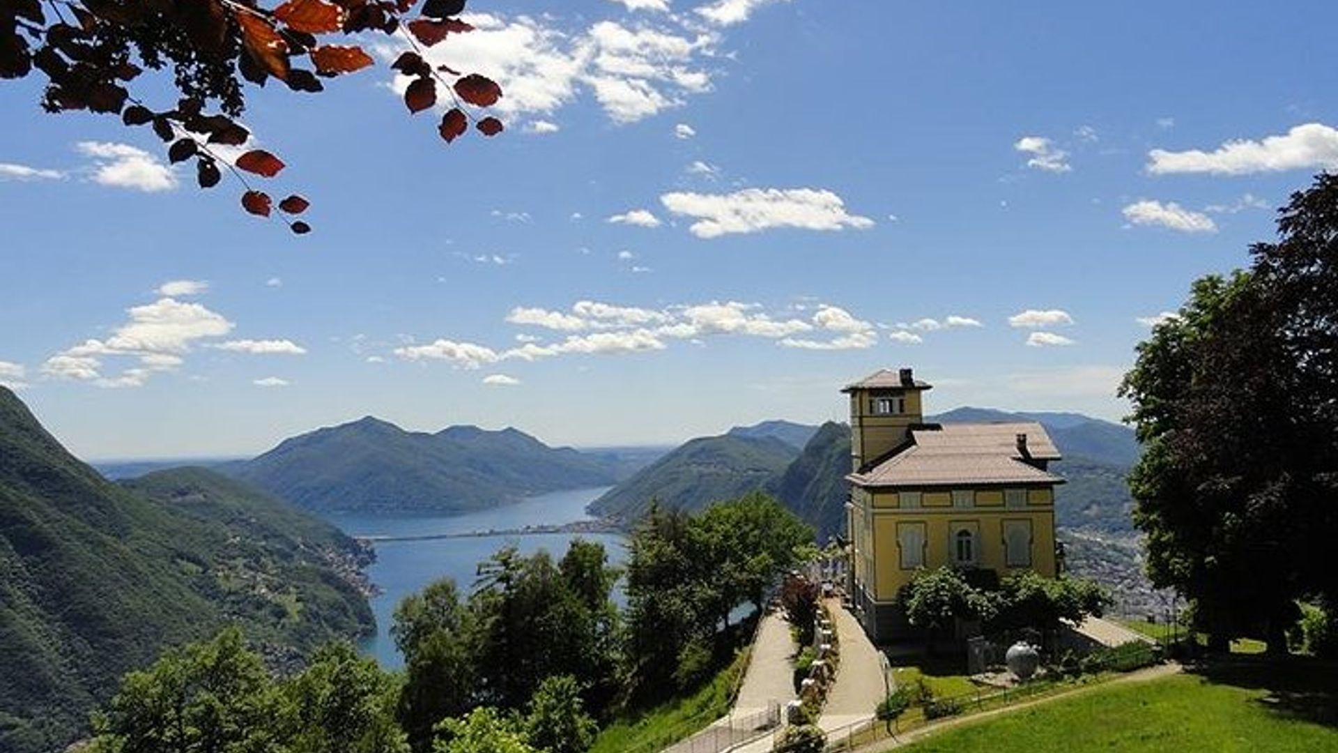 Excursión privada a Lugano y Mountain Bre para un máximo de cuatro personas desde Lugano