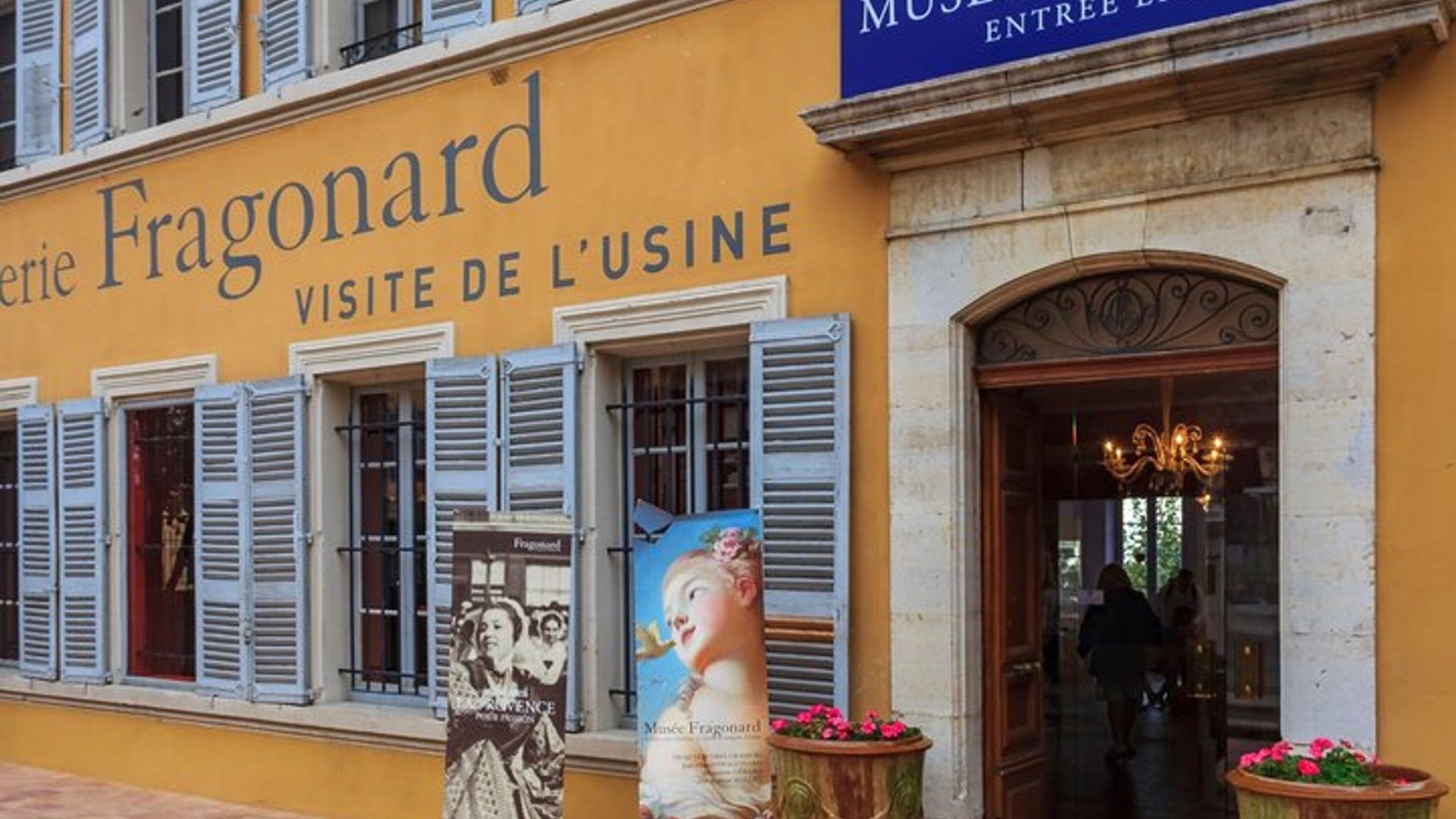 Visite partagée d'une journée en Provence et ses villages médiévaux au départ de Nice
