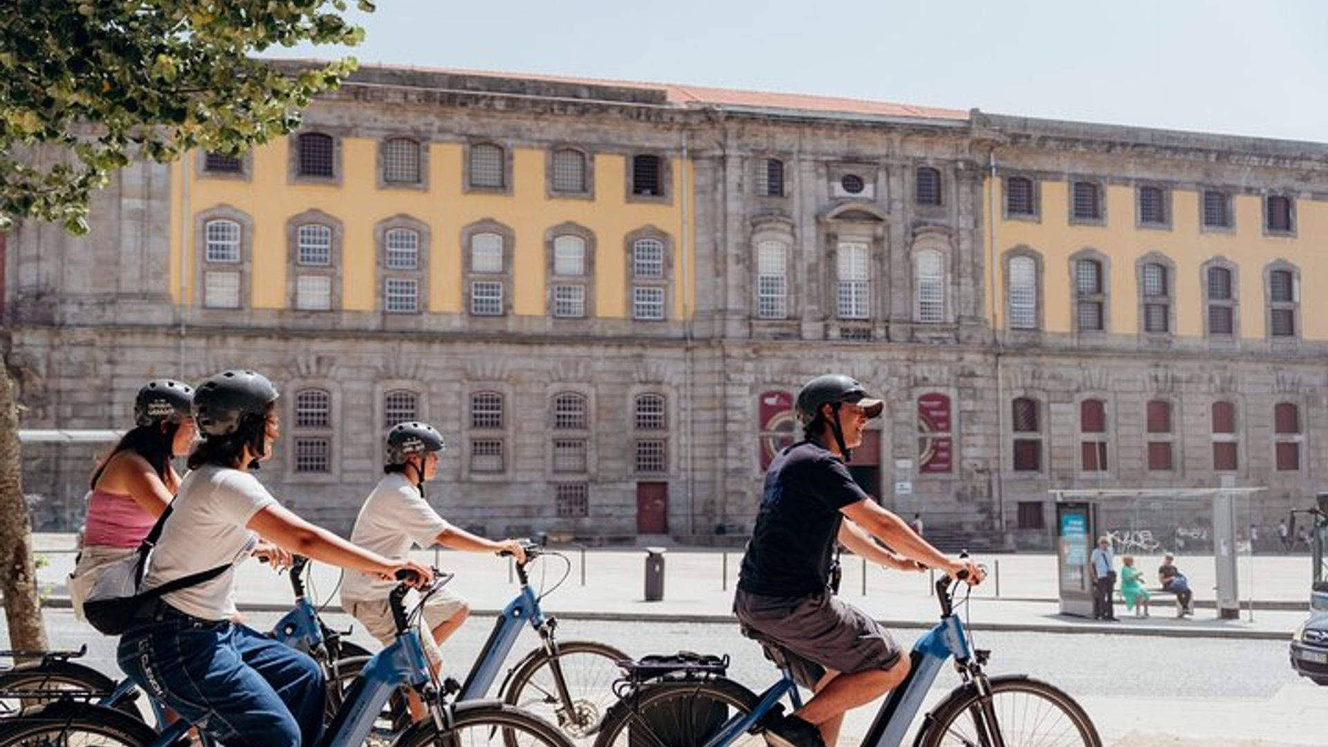 Tour Guiado de Bicicleta Elétrica em Porto