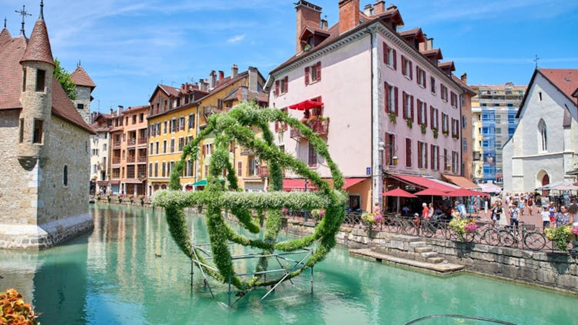 Discover Annecy in 1 hour with a local