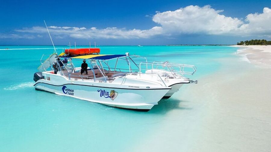 Grace Bay Private Boat Charter Experience with Snorkeling