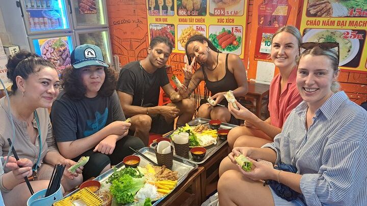 Hanoi Street Food Tour with Local Guide