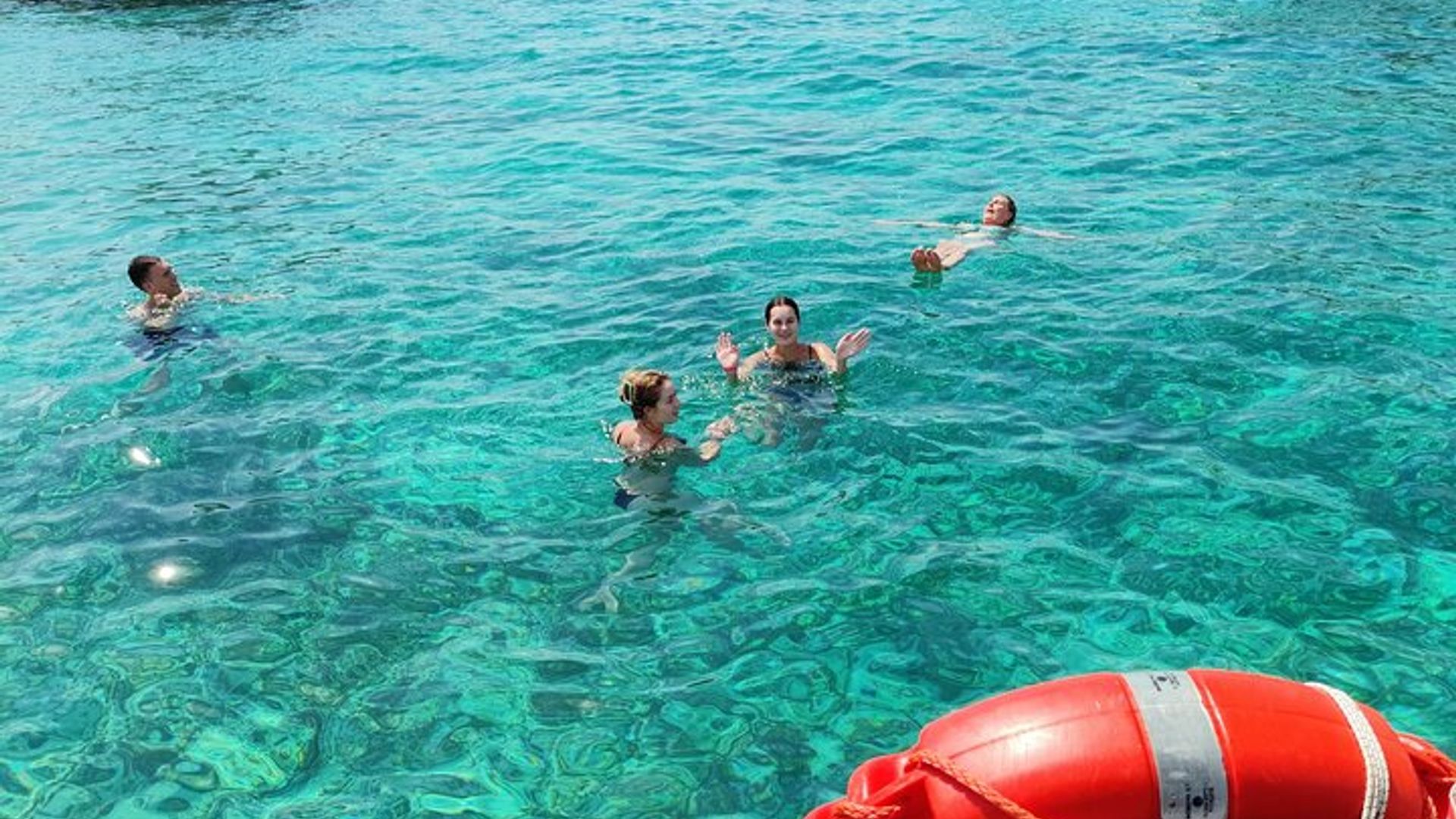 La Maddalena Small-Group Full-Day Sailing Tour With Snacks