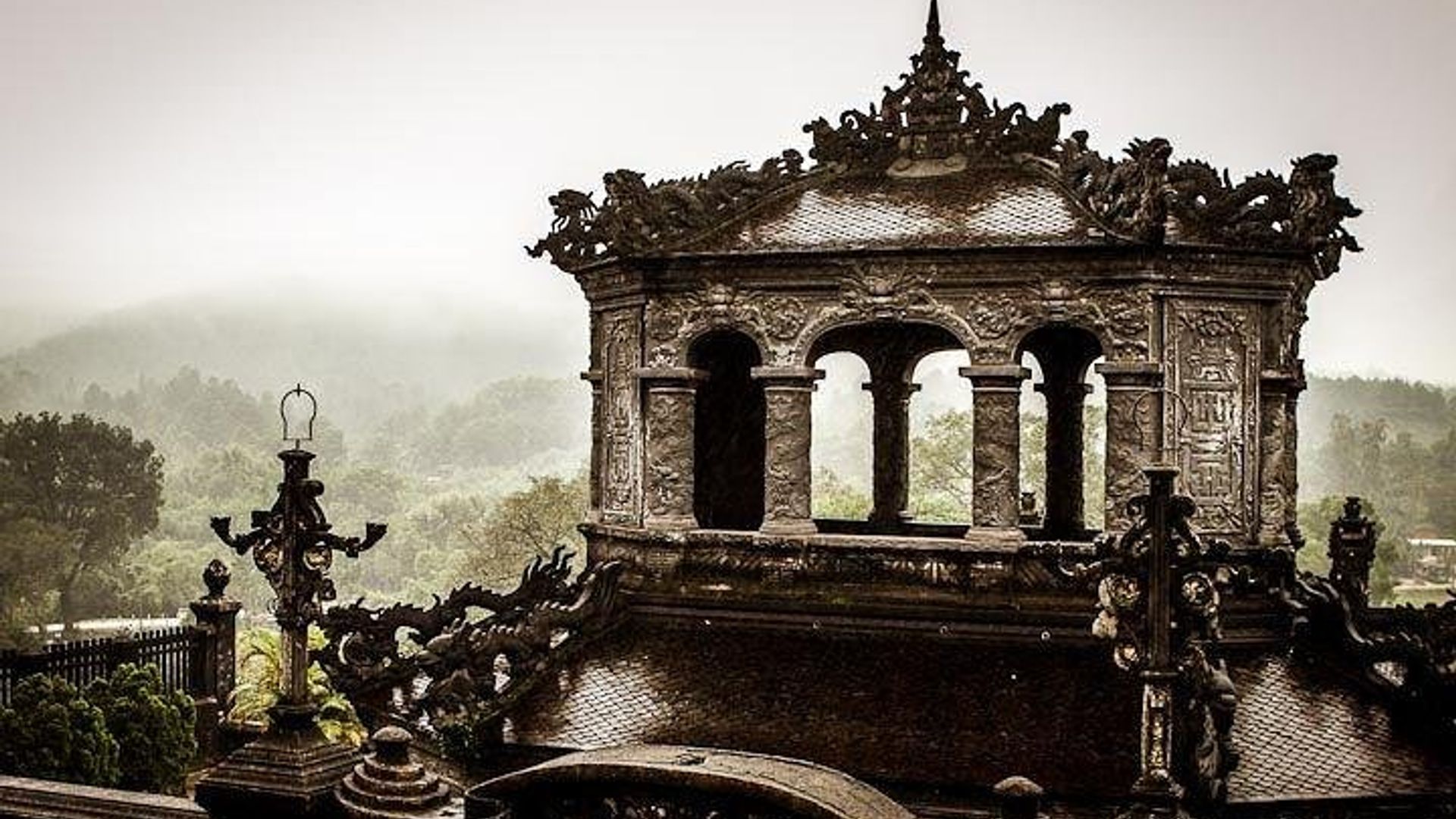 Chan May Port- Hue sightseeing- Chan May Port package tour