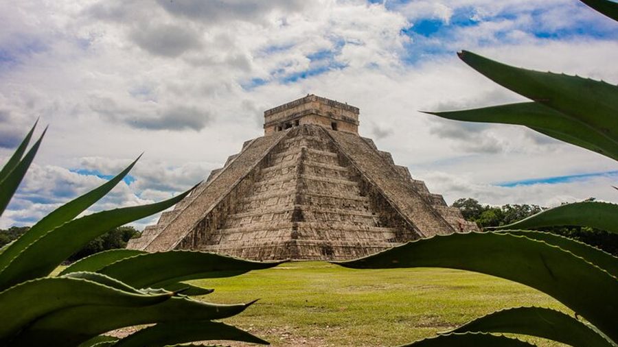 Chichen Itza, Valladolid, and Cenote Small-Group Day Trip
