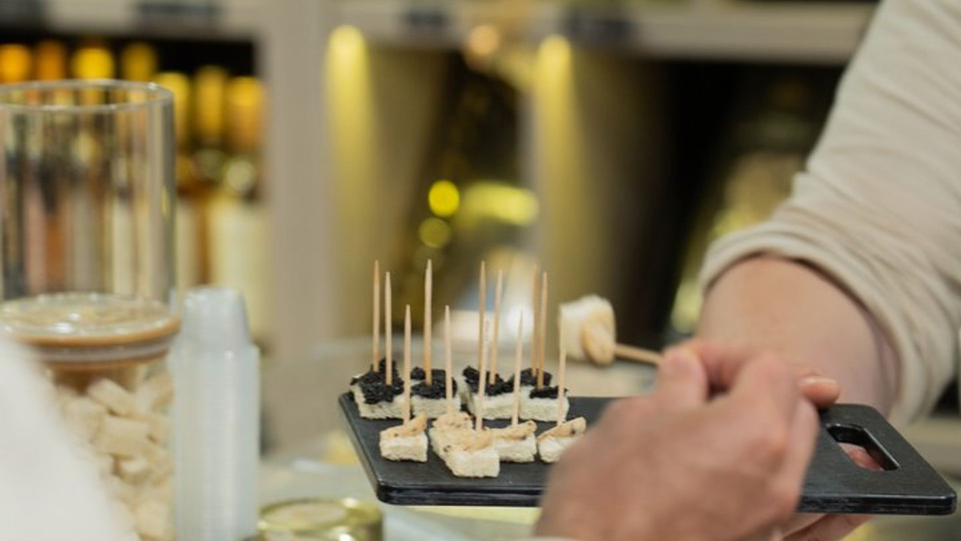 Annecy Visite gastronomique et viticole traditionnelle de Savoie en petit groupe