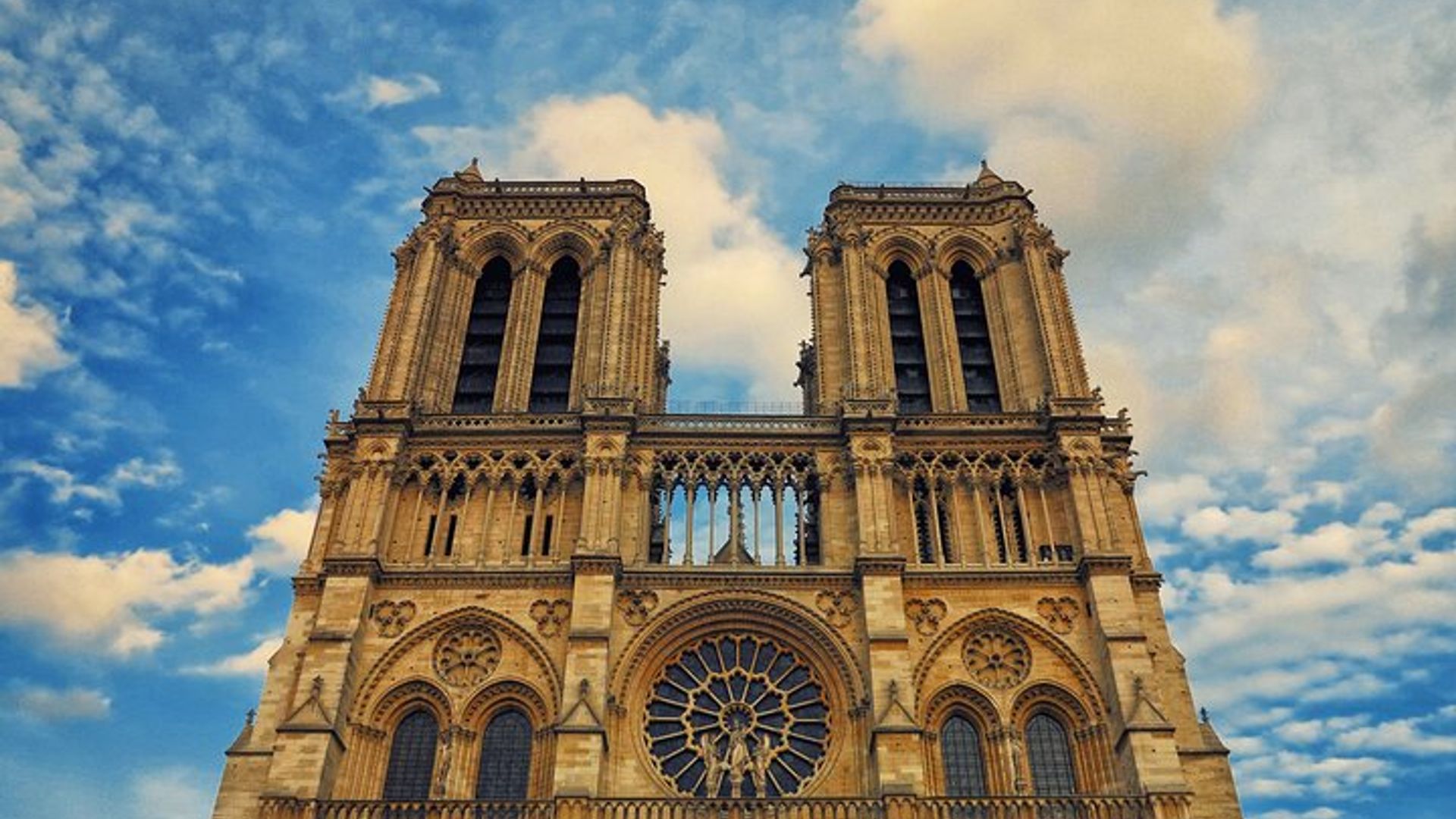 Paris Small-Group Notre Dame Cathedral Exterior Tour and Crypt