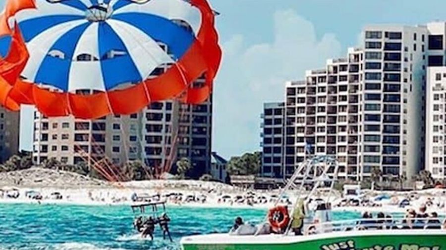Destin, Florida: Small-Group Parasailing Experience
