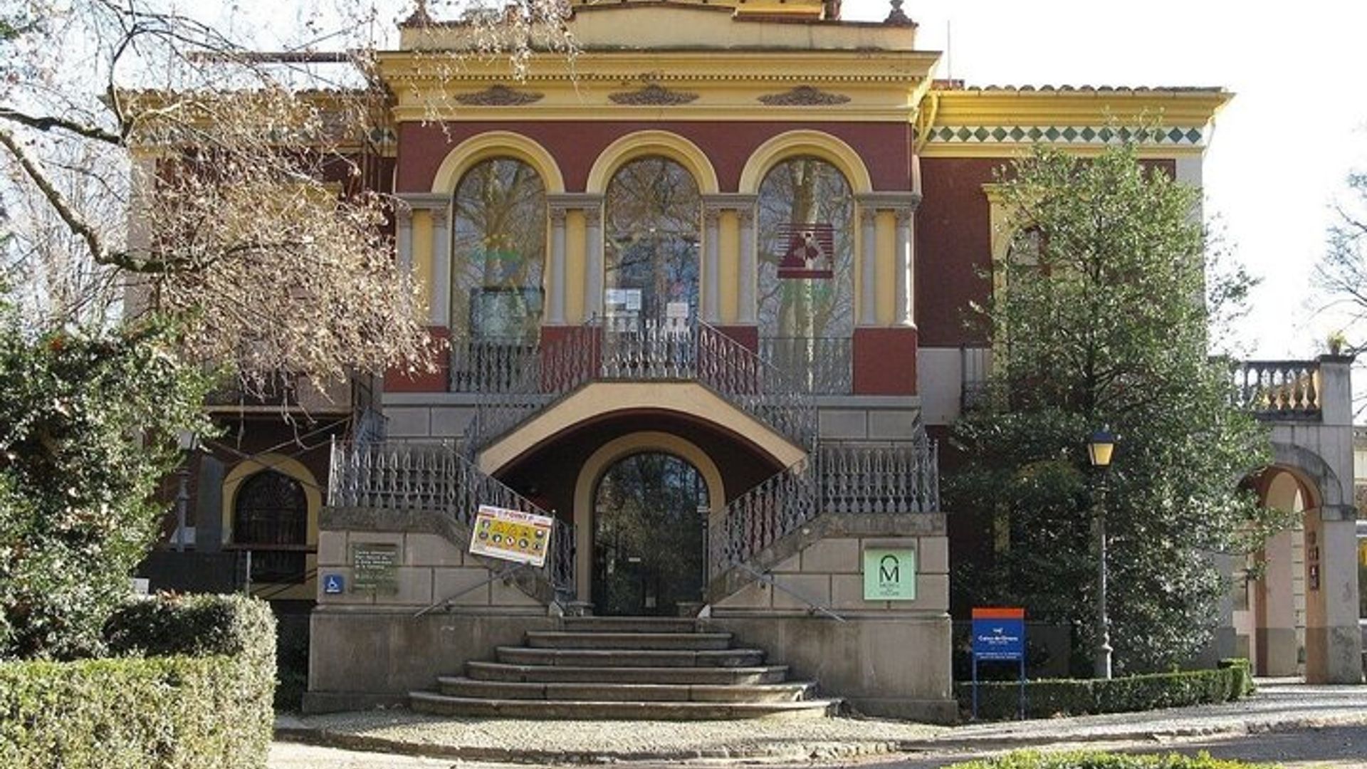 Olot Espai Cràter Ticket y Tour de Audio por la Ciudad