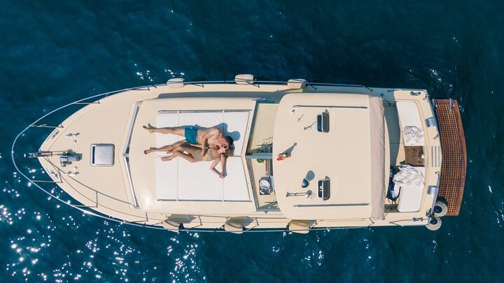 Amalfi Coast or Capri Private Full-Day Boat Tour with Drinks