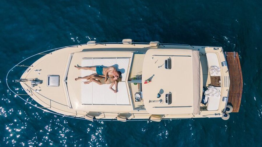 Amalfi Coast or Capri Private Full-Day Boat Tour with Drinks