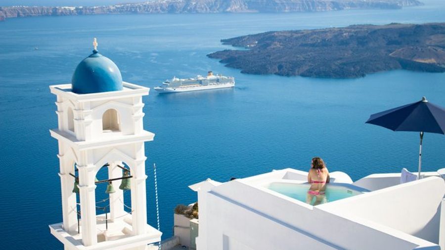 Private Santorini Tour: Oia Sunset, Villages & Black Sand Beach