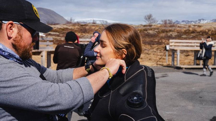 Thingvellir Park Silfra Fissure Small-Group Snorkel Tour