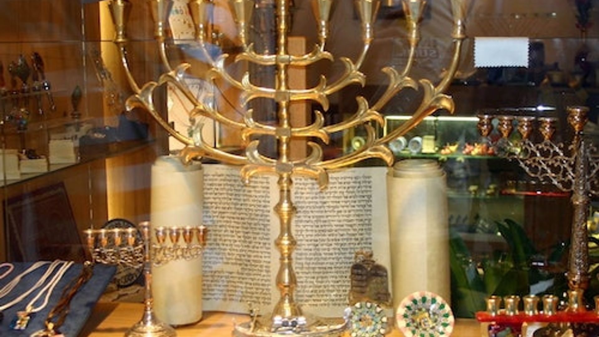 Venice: Jewish Quarter Guided Tour with Synagogue Entry Ticket