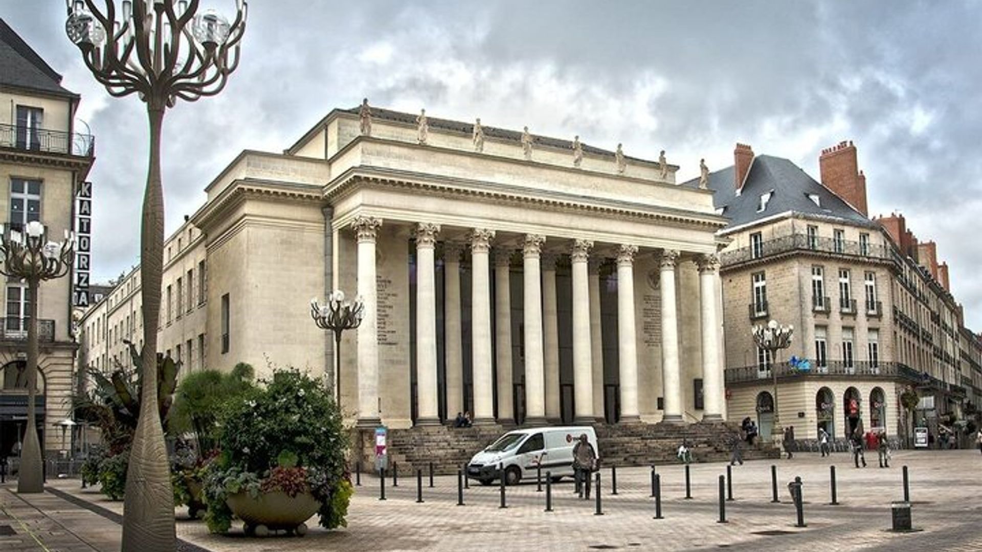 Visita guiada a Nantes: Descubra el centro histórico.