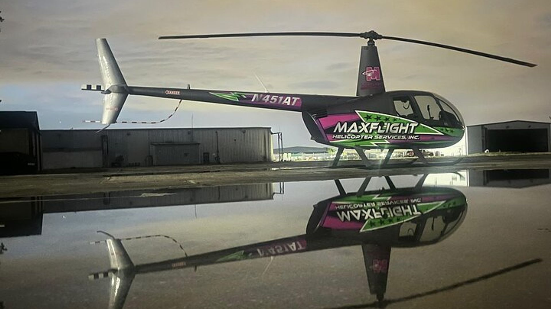 Tour en helicóptero de 31 millas por todos los parques temáticos