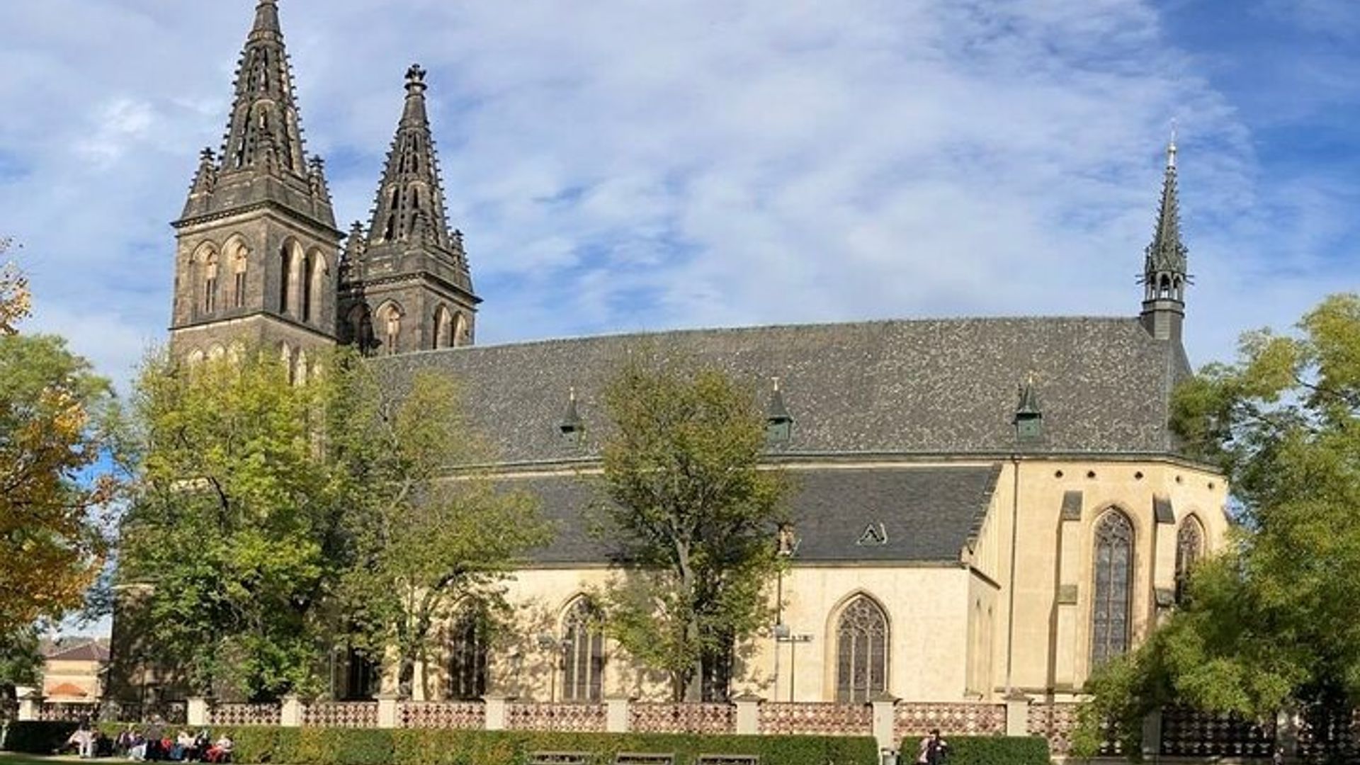 Self-Guided Audio Tour in Prague's Vysehrad Castle