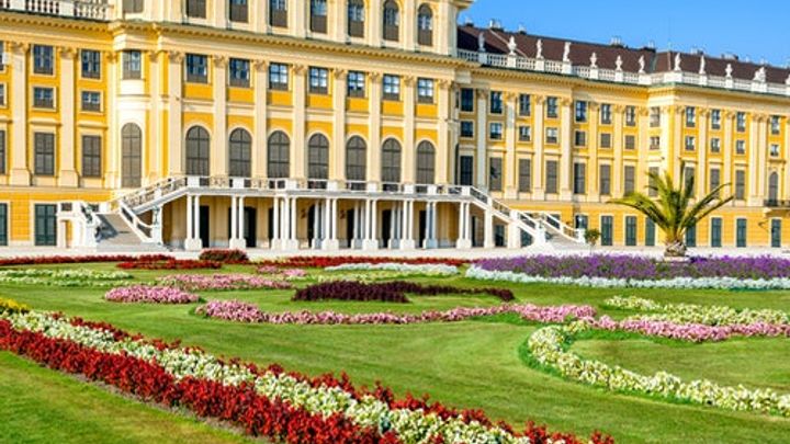 Schönbrunn Palace & Gardens: Guided Tour with Skip-The-Line Entry