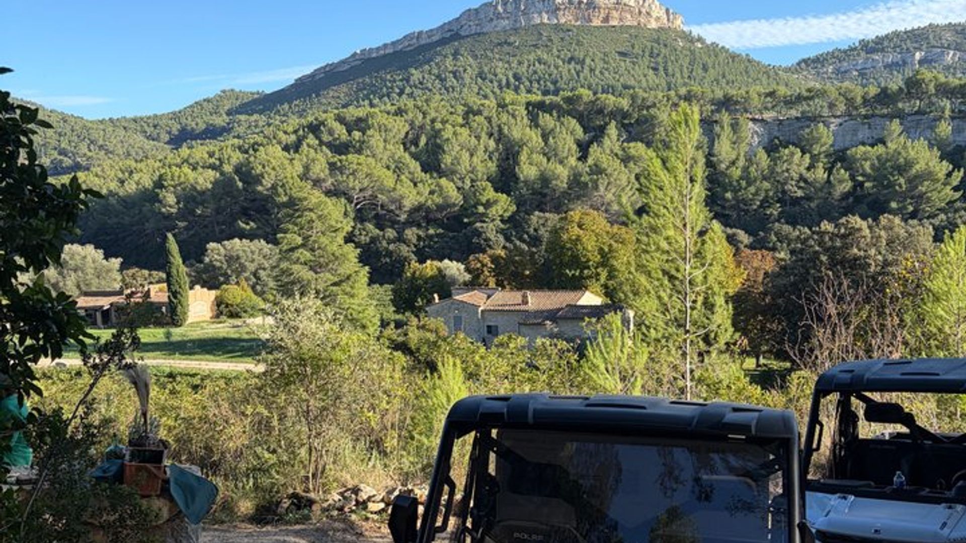 Cassis Domaine forest des janots and route des ridges en Buggy