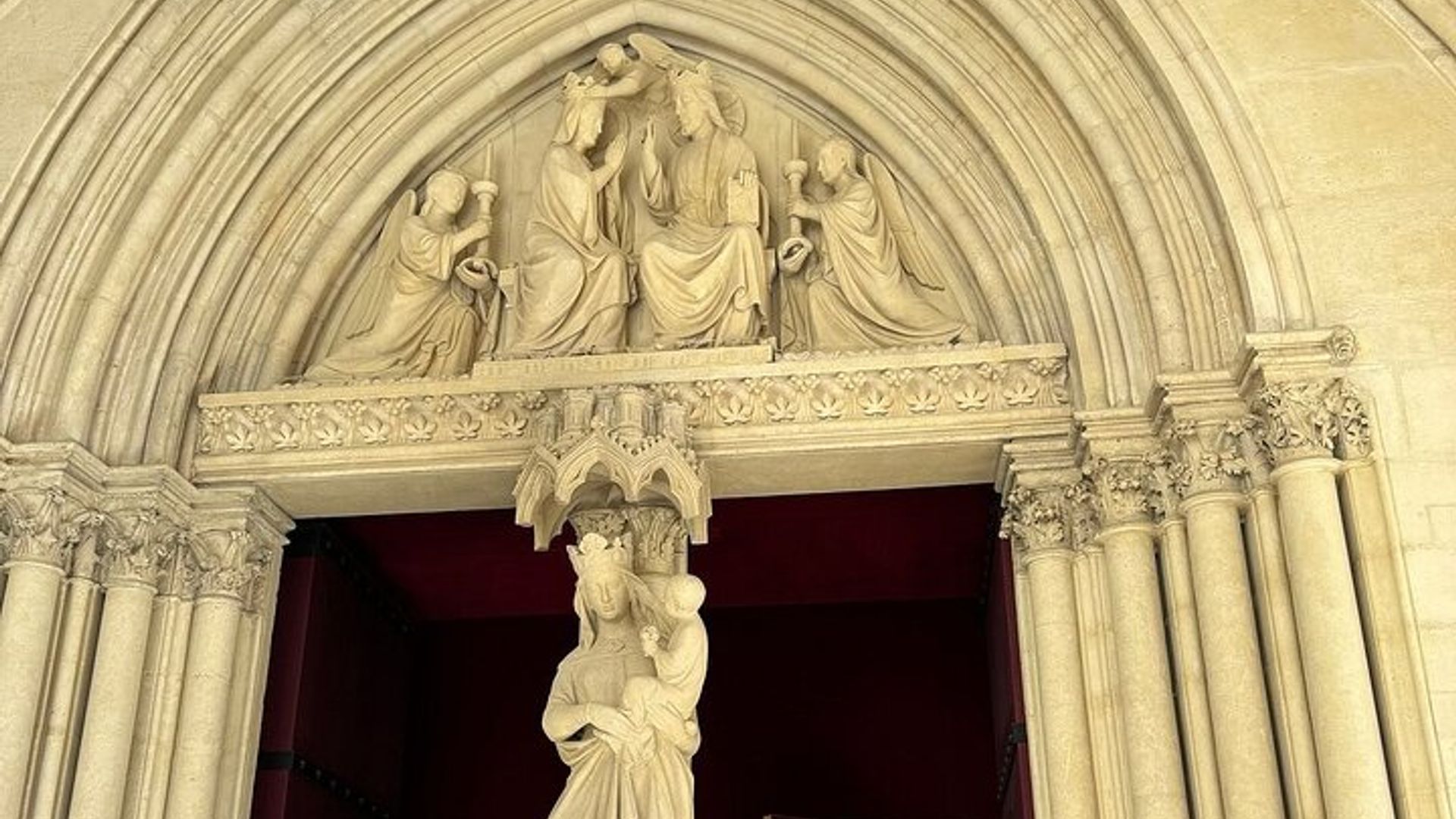 Tour París Notre-Dame : Historia y Arquitectura Con un Guía