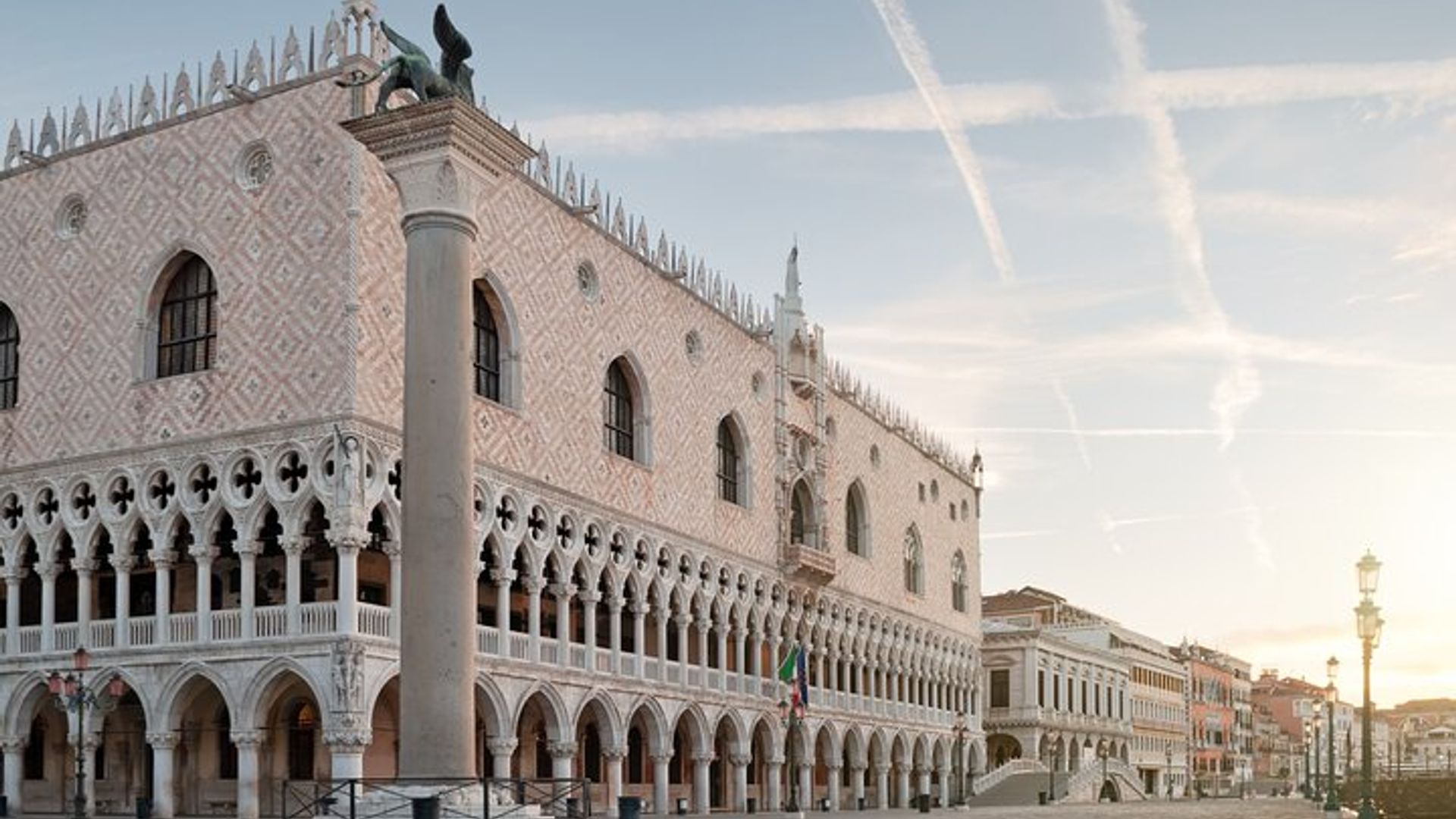 Venice: Skip-the-Line St Mark's Basilica Doge's Palace Tour