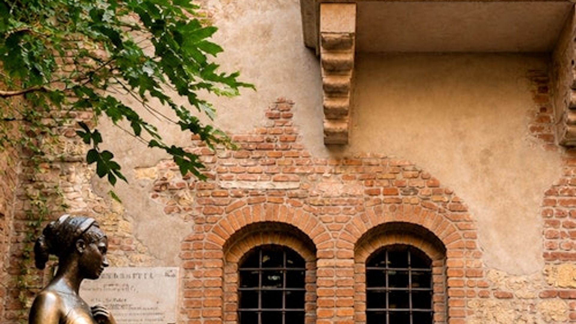 Verona: Fast Track Entry to Juliet's House + Audio Guide