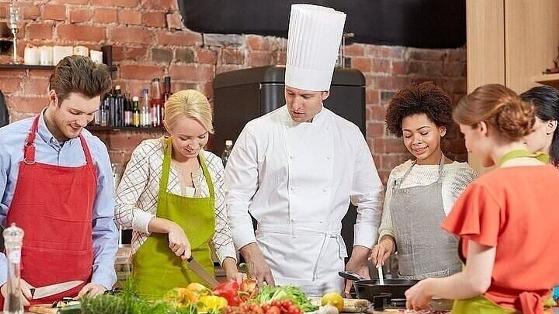 Florence: Cooking Class With Chef and Market to Table Tour