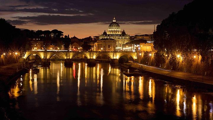 Rome: Private Night Photography Workshop and City Walking Tour