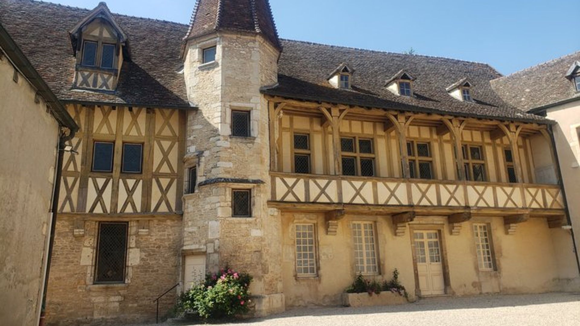 Geführte Tour durch Beaune mit Ihrem professionellen Guide!