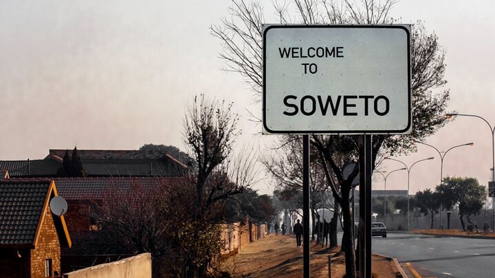 Umugani wa Soweto Urugendo rwigenga: Umuhanda, inkuru, & Skylines