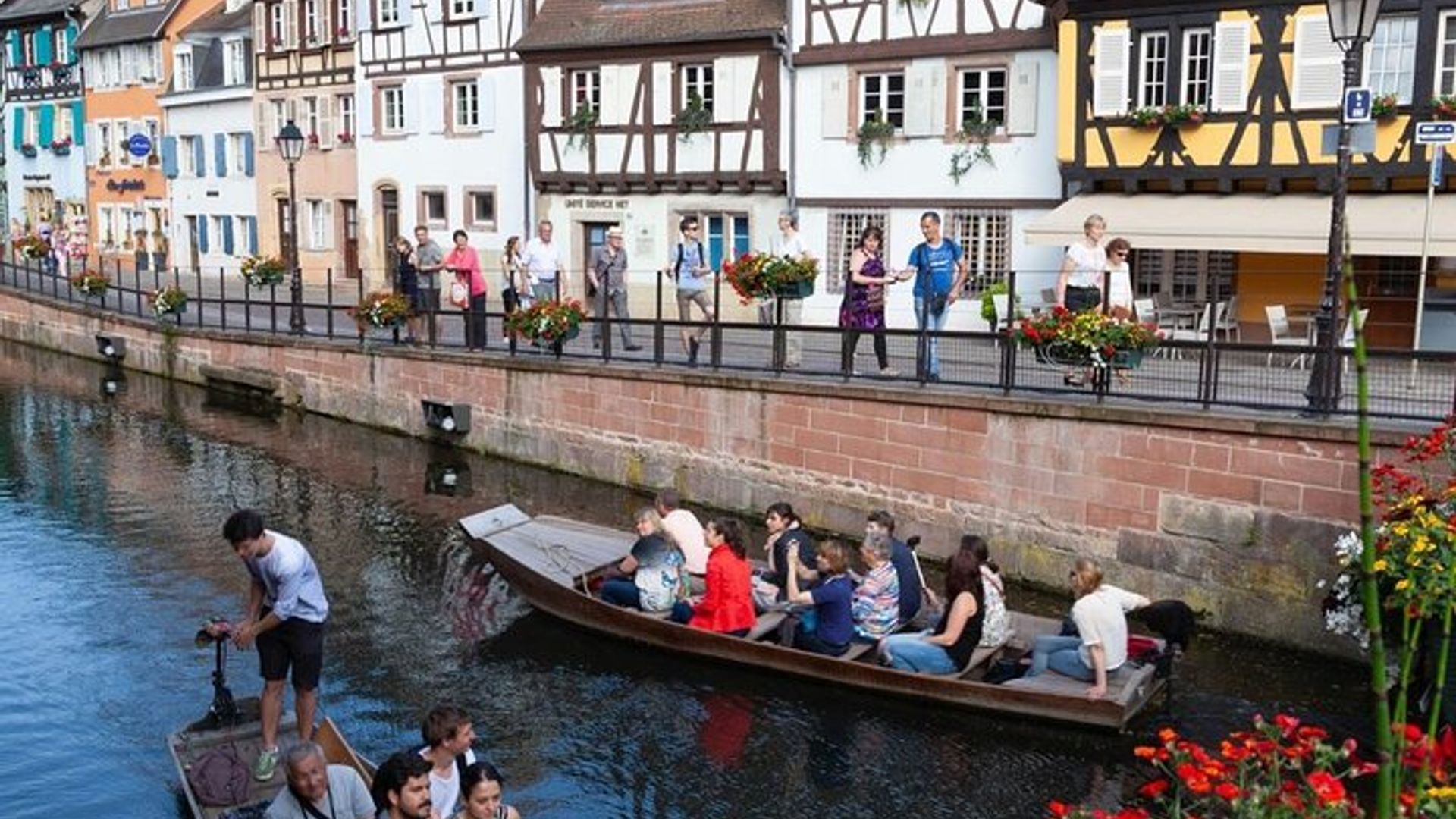Half-day small group tour from Colmar to castle,Riquewihr