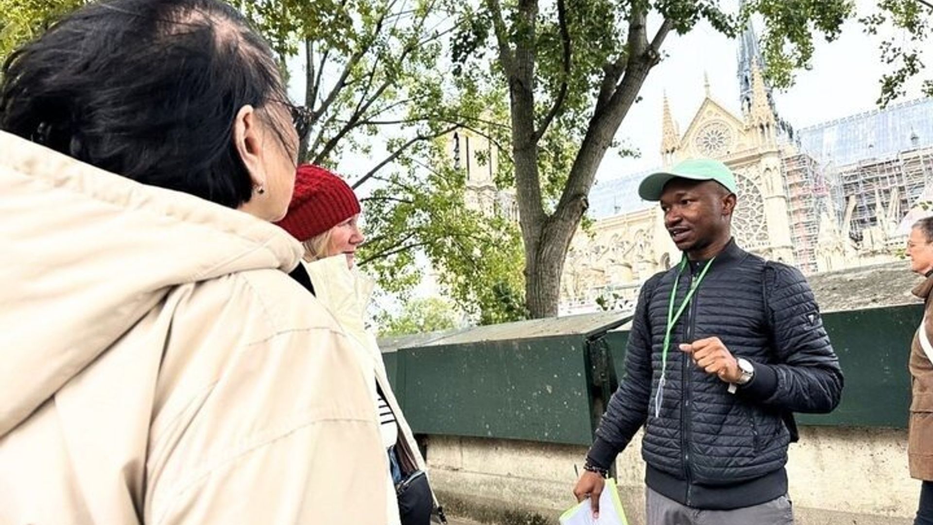 Notre Dame Interior Tour with Crypt, Macaron or Lunch options
