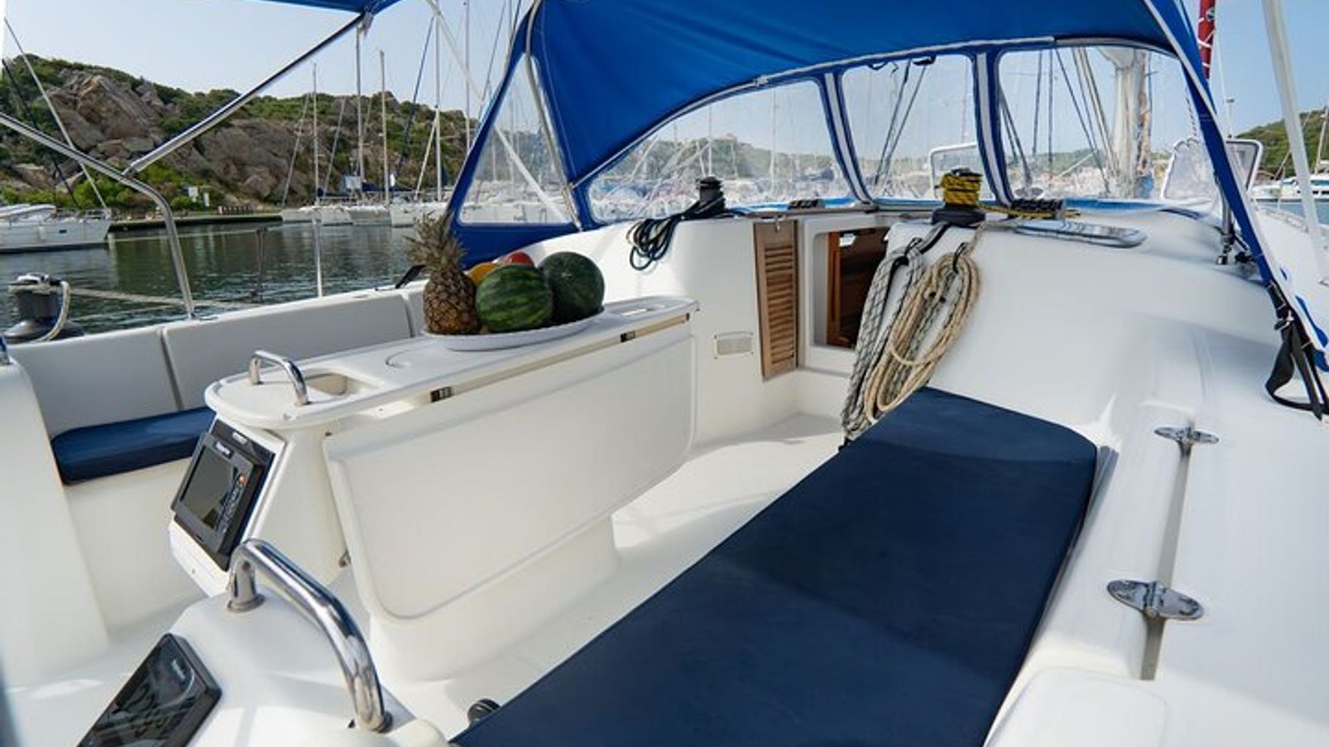 Barca a vela da Santa Teresa di Gallura all'Arcipelago della Maddalena
