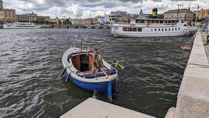 Stockholm: Private, Customized Motorboat Tour Around Islands