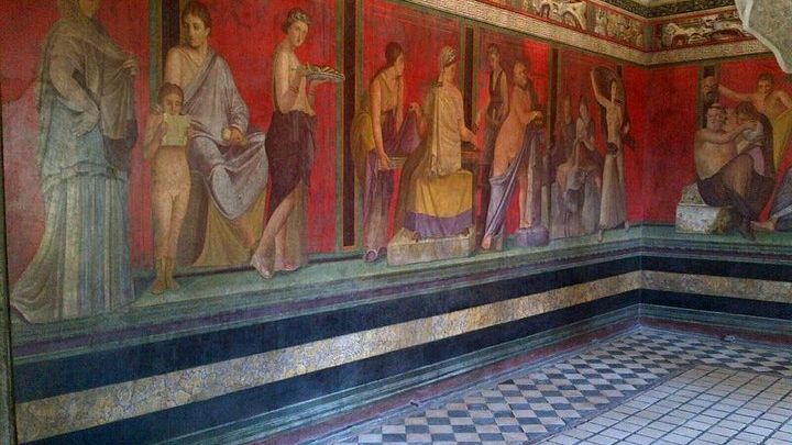 Sharing Tour of Pompeii
