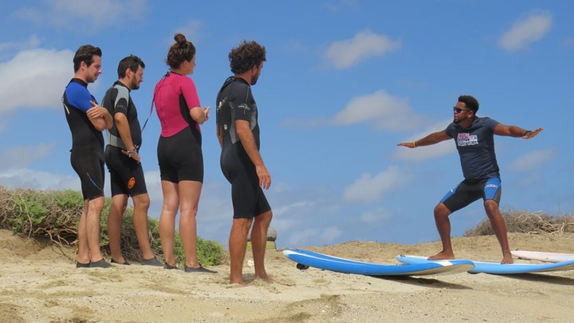 Lección de surf de Santa María en el océano Atlántico