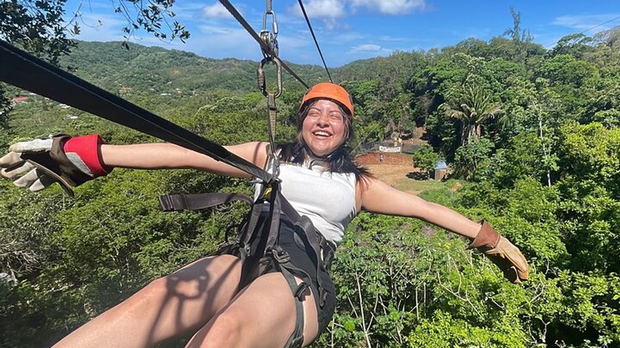 Monkey/Sloth Park + Zipline And City Tour In Roatan