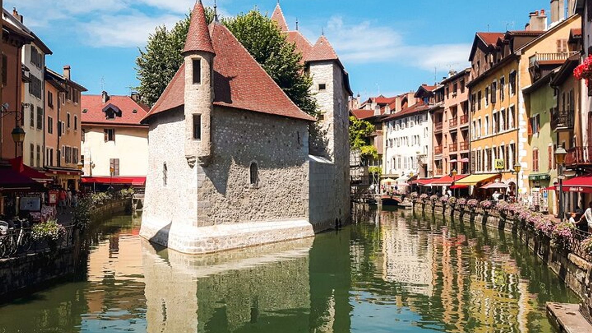 Découvrez les joyaux cachés de Genève à Annecy