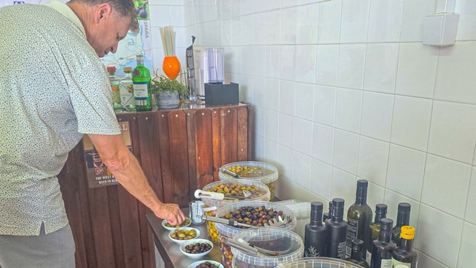 Tavira Roots : Salt Pans, Octopus, Tuna Heritage Wine & Tapas