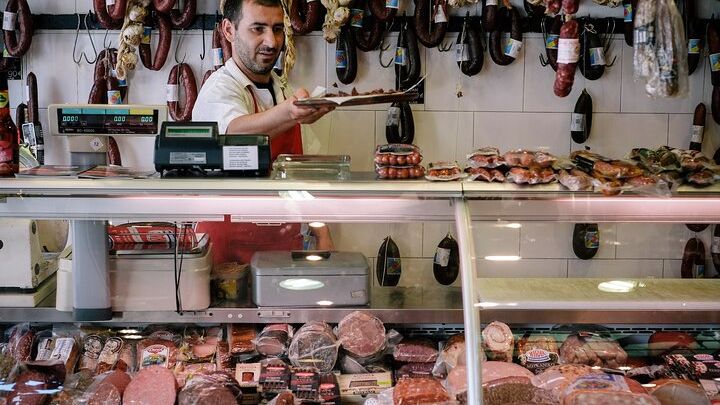 Plaka Small-Group Food Tour in Athens