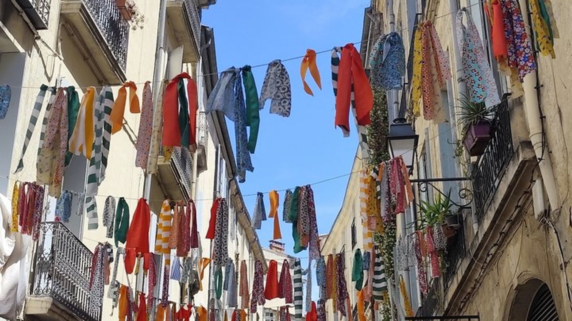 Visite privée de Montpellier en vélo-taxi et Audio Guide