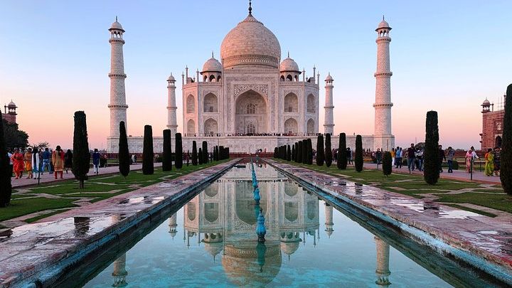 Taj Mahal and Agra City Tour