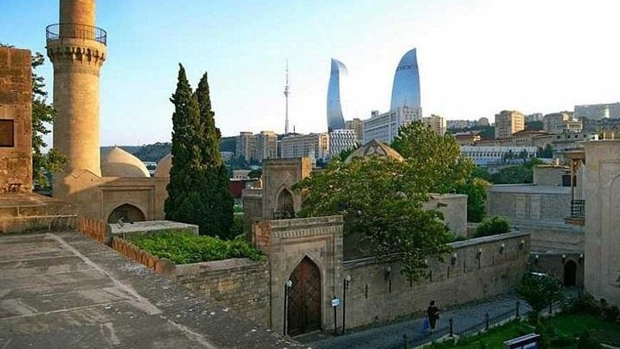 Baku Walking Tour (Old City)