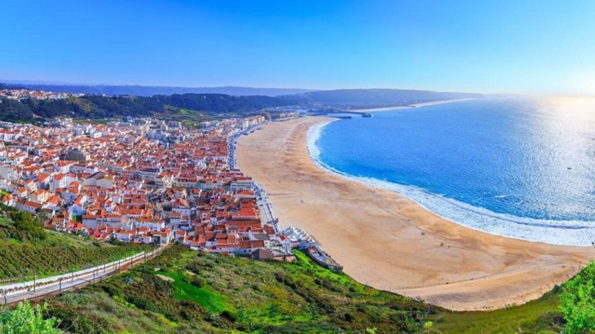 Half-Day Private tour to Obidos and Nazare From LISBON