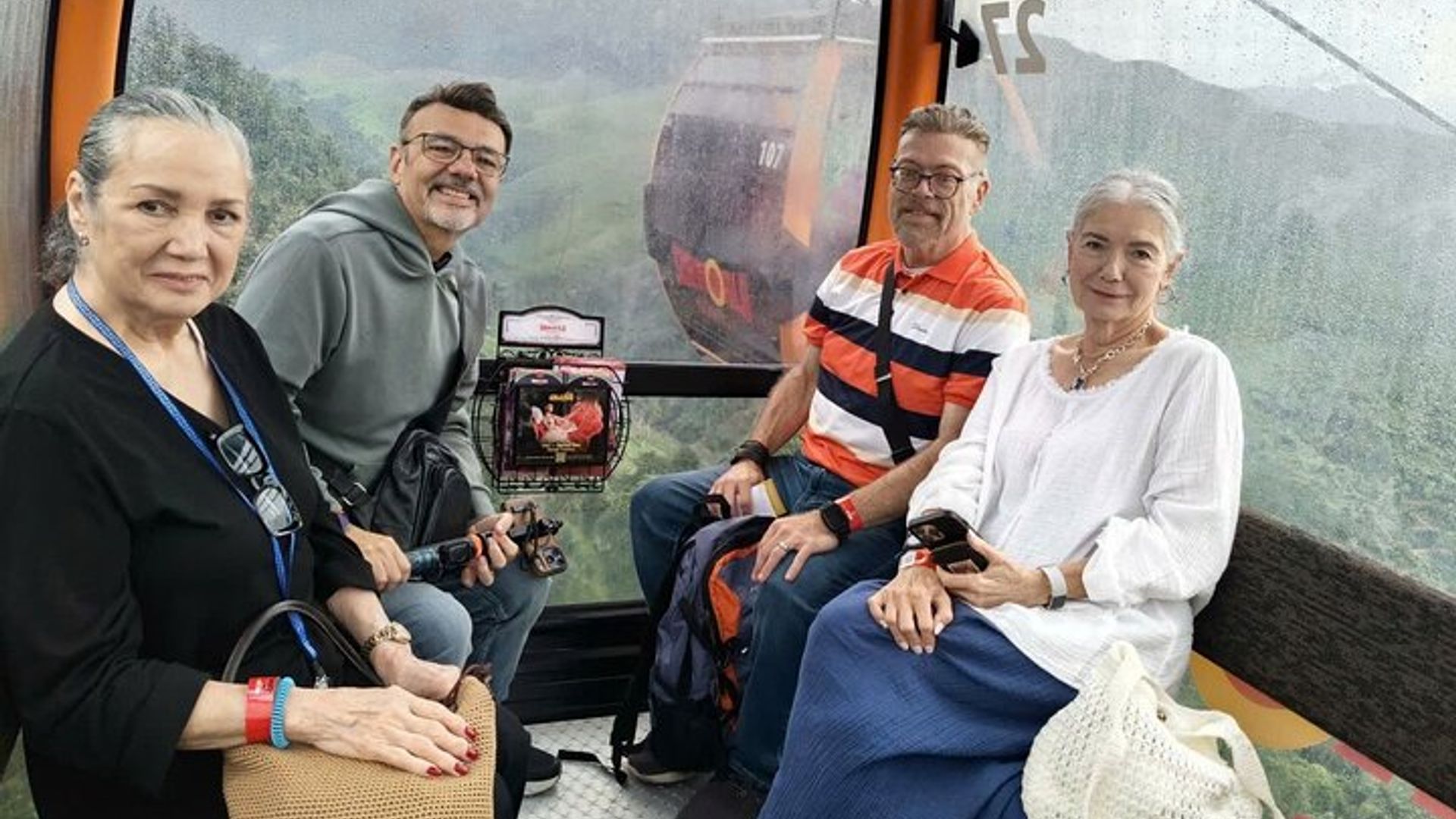 Tour privado desde el puerto de Chan May a Ba Na Hills y Golden Bridge