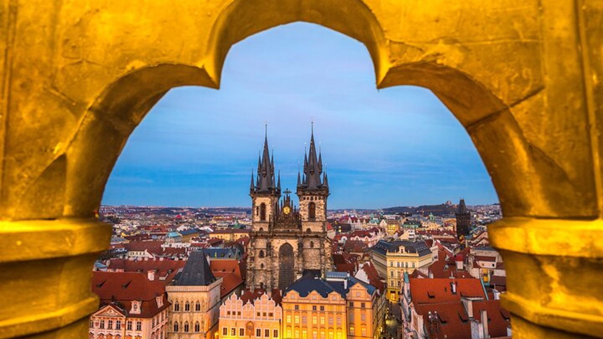 Private Tour of Prague Old Town with Zizkov TV Tower