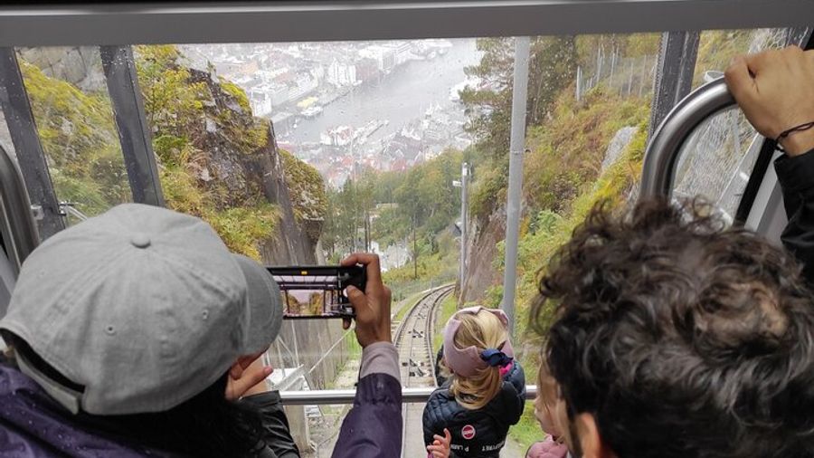 Bergen : Private Mountain Hike Experience