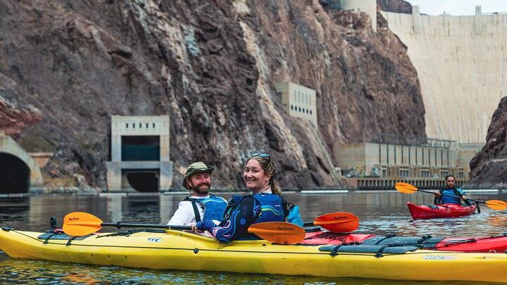 Hoover Dam Small-Group Kayaking and Hot Springs Trip