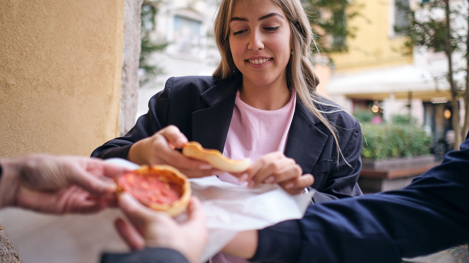 1.5 Hour Food Tour in Verona with Tastings & Sightseeing