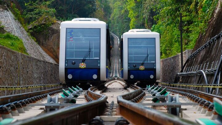 Private Tour: Full Day Center Penang Island Tour